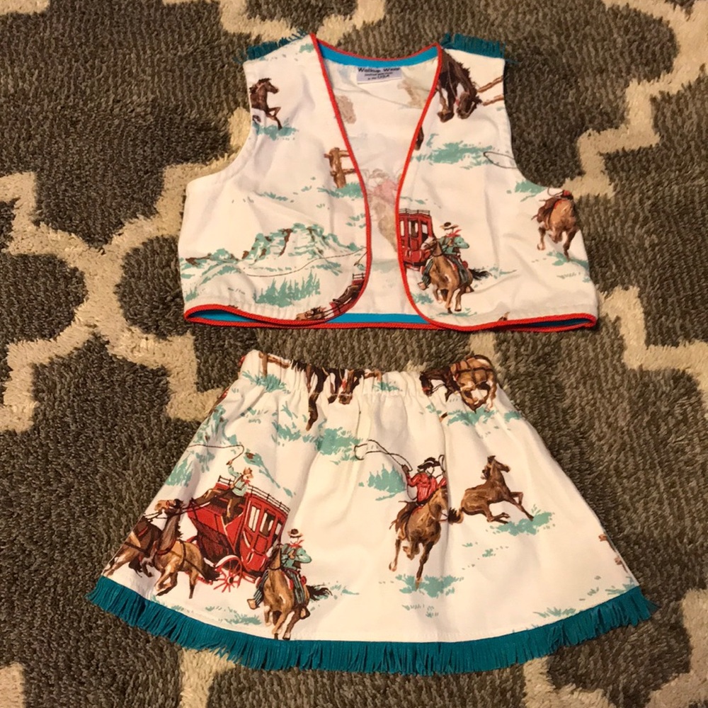 Girls 2 piece western style wear vest & skirt sz 2